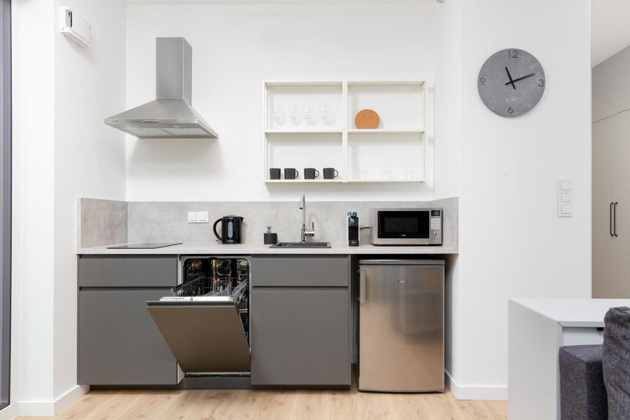 Artistic Zoliborz Apartments By Noclegi Renters Варшава Екстериор снимка