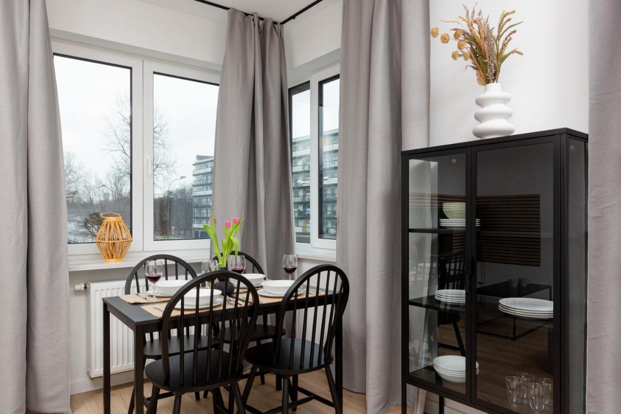 Artistic Zoliborz Apartments By Noclegi Renters Варшава Екстериор снимка