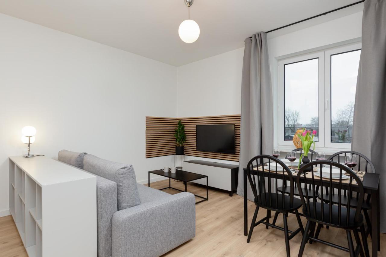 Artistic Zoliborz Apartments By Noclegi Renters Варшава Екстериор снимка