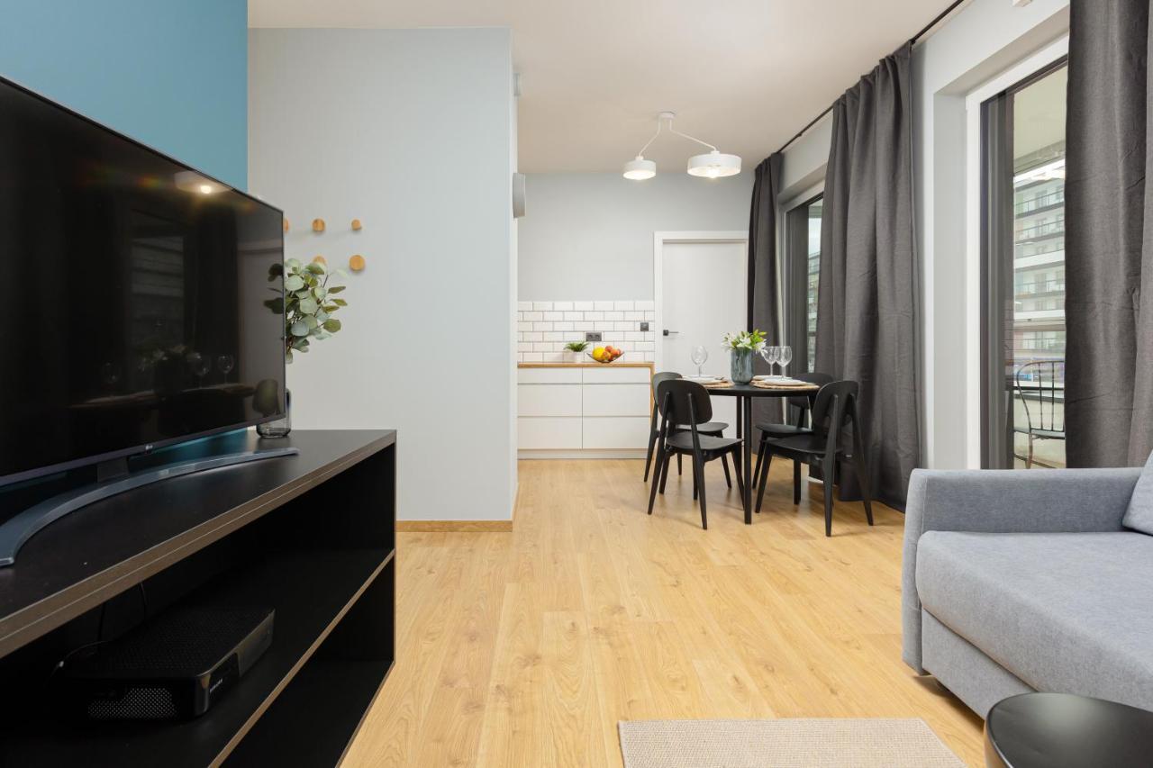 Artistic Zoliborz Apartments By Noclegi Renters Варшава Екстериор снимка