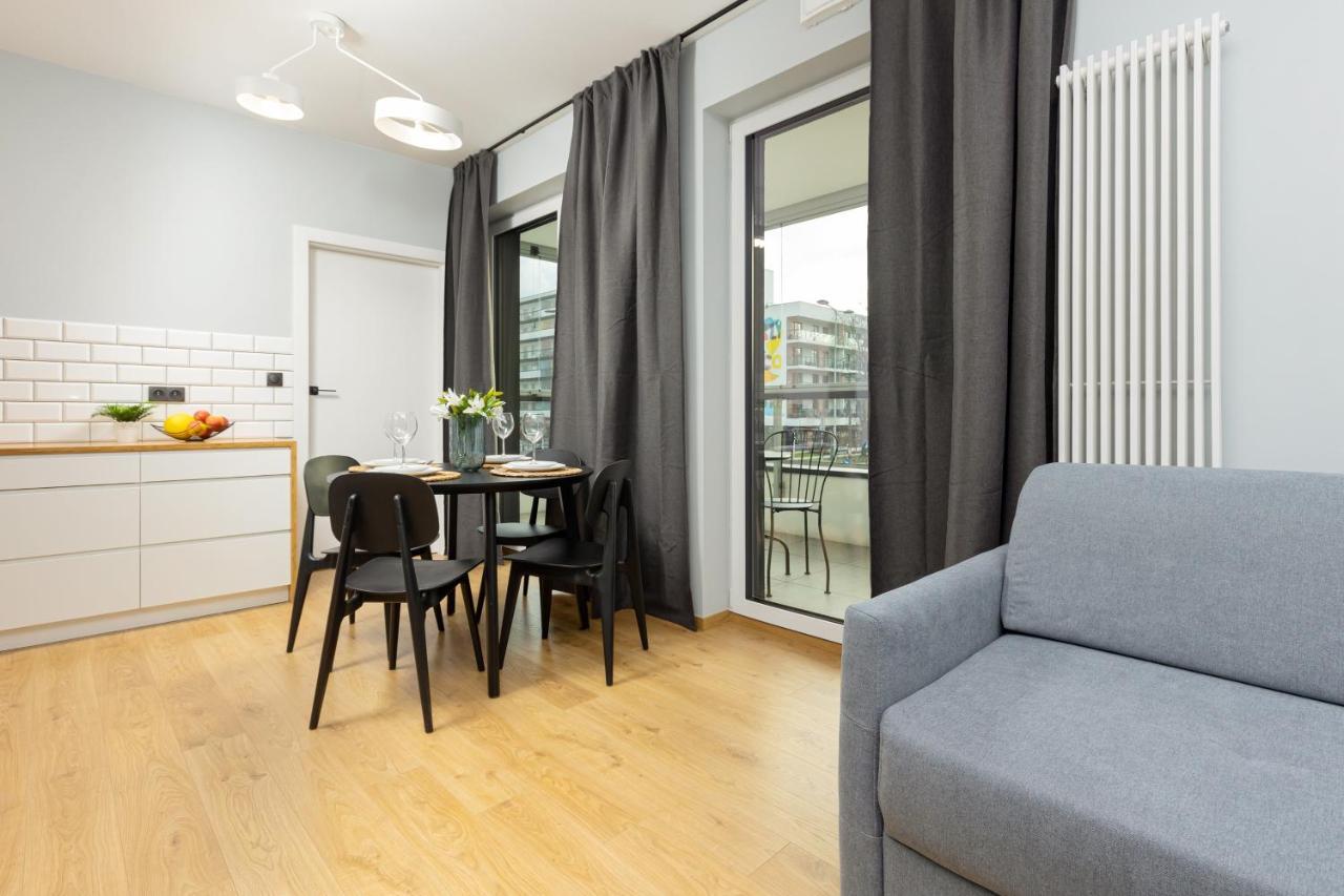 Artistic Zoliborz Apartments By Noclegi Renters Варшава Екстериор снимка